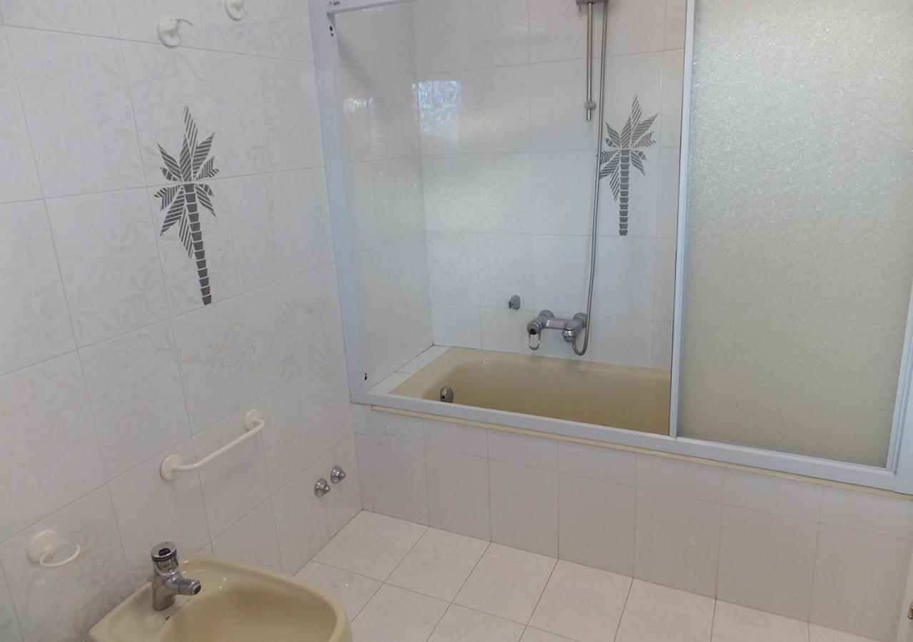 טראמו Casa Amrita, Yoga B&B מראה חיצוני תמונה