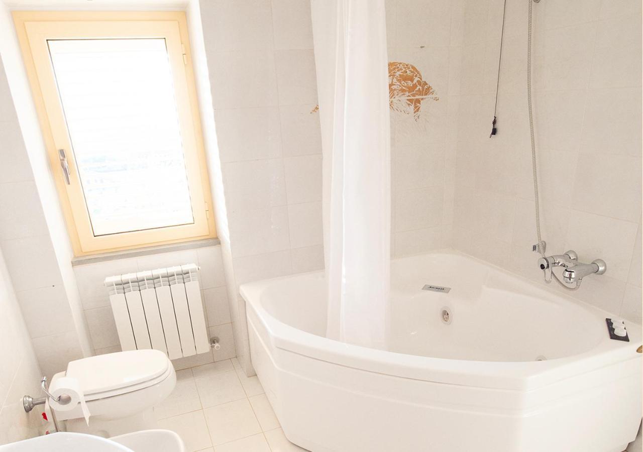 טראמו Casa Amrita, Yoga B&B מראה חיצוני תמונה